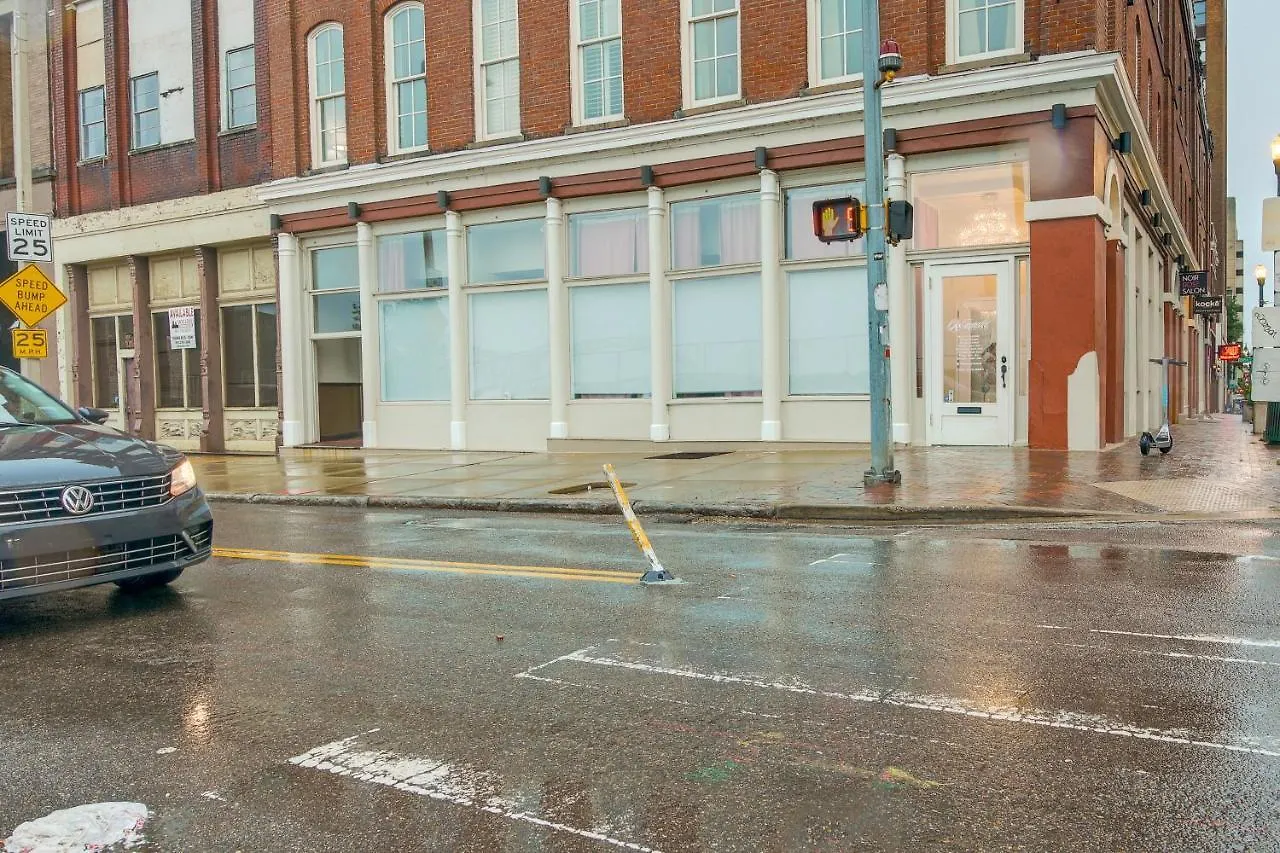 アパート Historic Memphis Condo Walk To Beale Street!