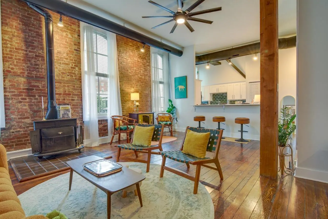 Historic Memphis Condo Walk To Beale Street! 米国